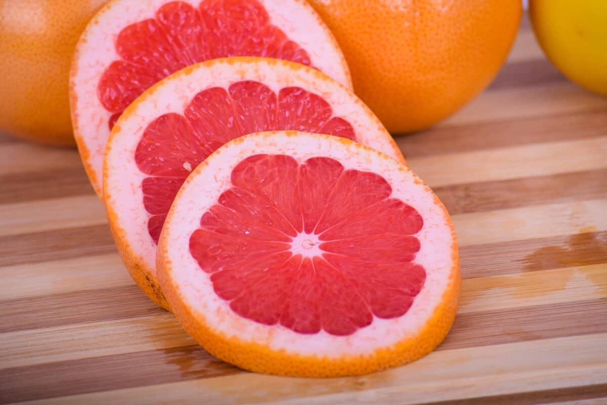  Ruby Red Grapefruit; Sweet Tangy Tastes 2 Vitamins A C 